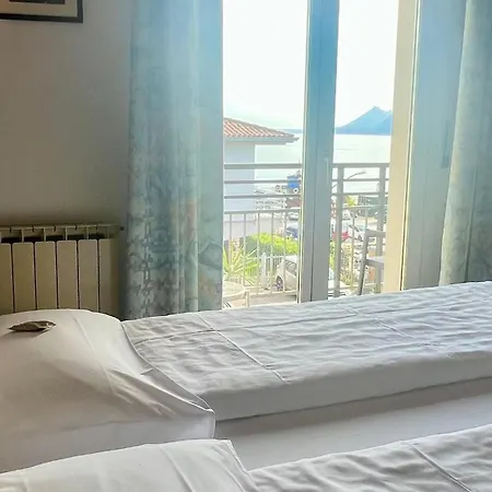 Albergo Villa Edera Malcesine Exterior photo